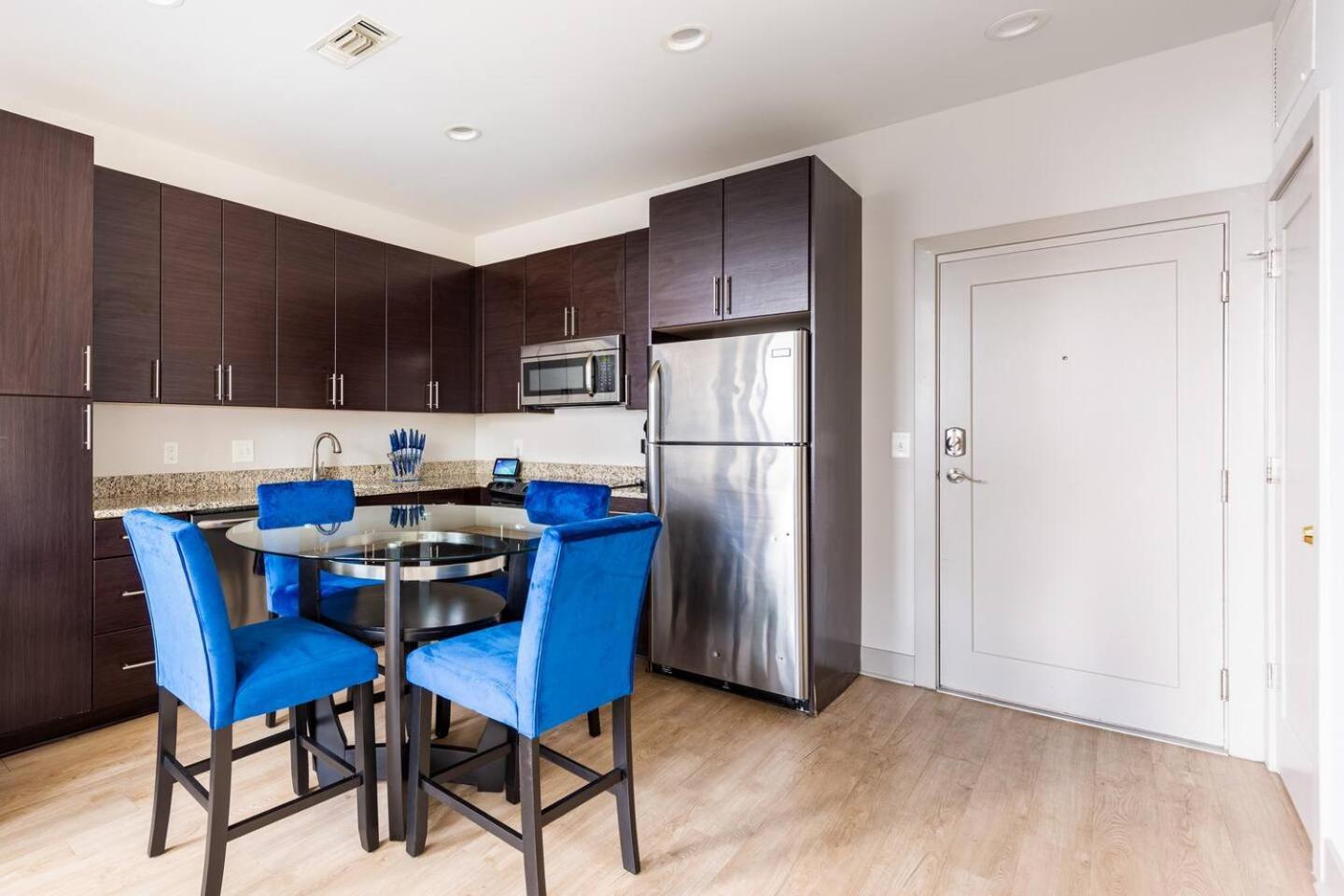 Luxury Inner Harbor Apartment Baltimora Esterno foto