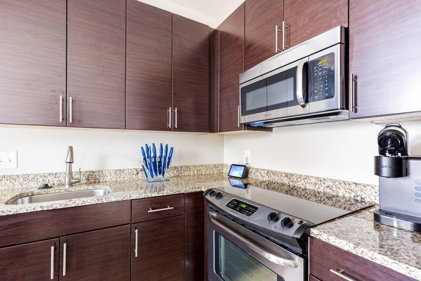 Luxury Inner Harbor Apartment Baltimora Esterno foto