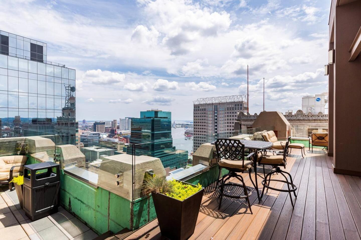 Luxury Inner Harbor Apartment Baltimora Esterno foto